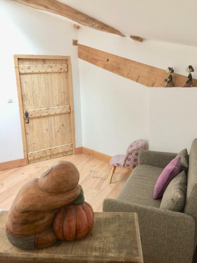 Magnificent Renovated Farmhouse - 10 Min A7 - Apartment Anneyron Ngoại thất bức ảnh
